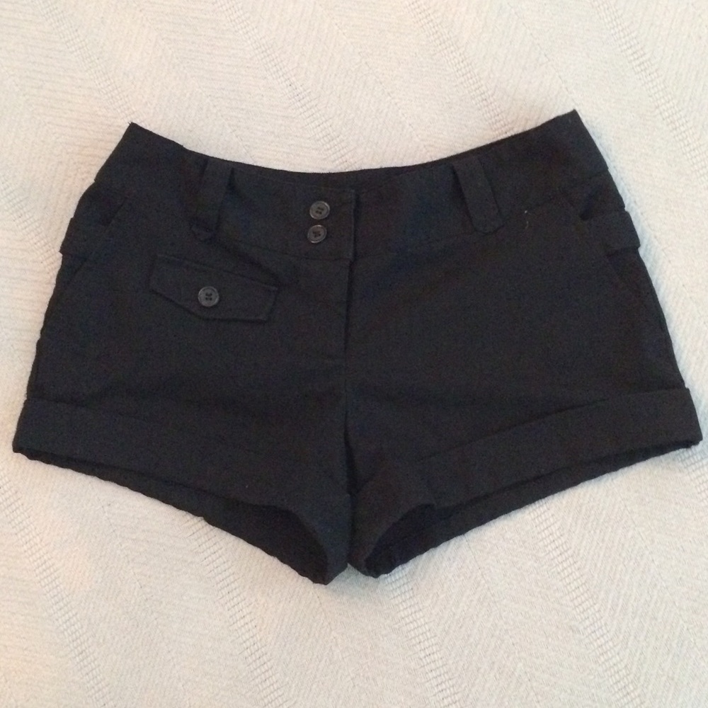 Tracy Evans Limited- Women’s Black Shorts- Size 3